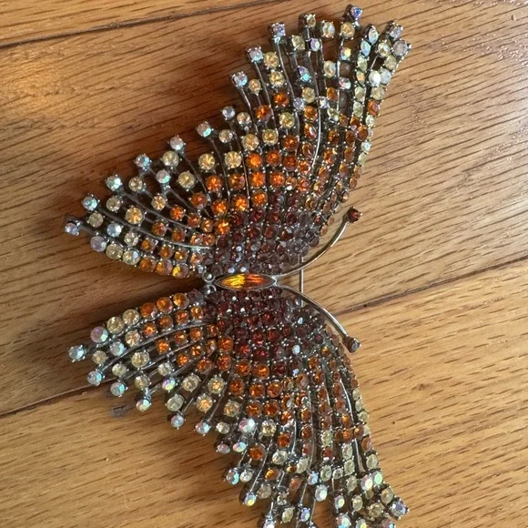 Sparkling Butterfly Brooch